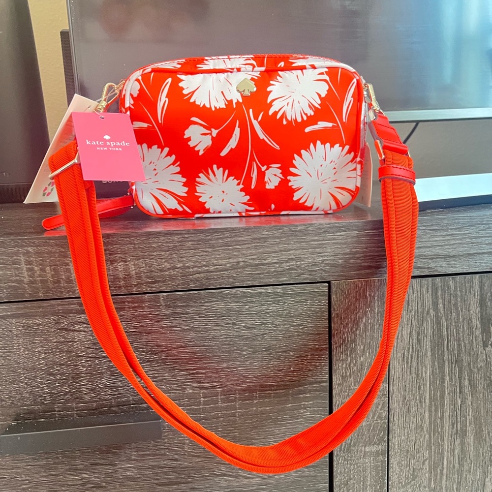 Kate Spade small camera bag🌸